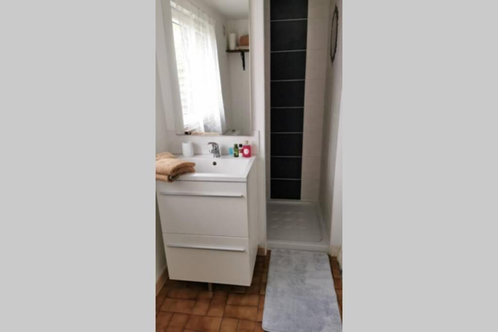 Petite Maison Dans Les Monts D'Arree Ty Coz Commana Екстер'єр фото