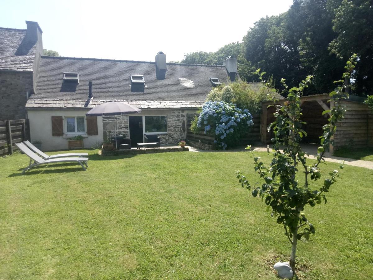 Petite Maison Dans Les Monts D'Arree Ty Coz Commana Екстер'єр фото